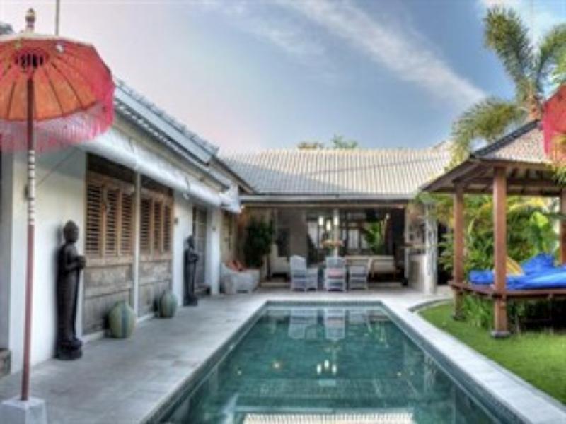 Coco Poco Villa Seminyak 外观 照片