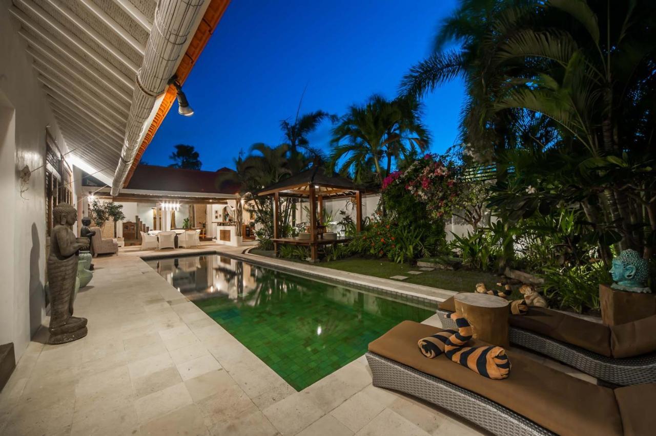 Coco Poco Villa Seminyak 外观 照片
